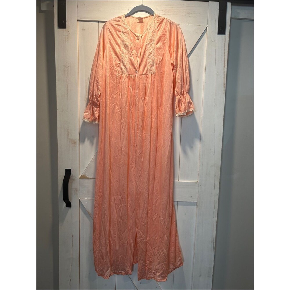Vintage Movie Star Pink Peach Satin Nightgown with Lace Trim Old Hollywood Large
